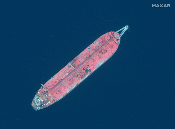 In this file photo handout satellite image obtained courtesy of Maxar Technologies shows a close up view of the FSO Safer oil tanker on June 19, 2020 off the port of Ras Isa (AFP photo)
