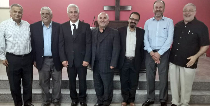   Members of the General Assembly of the Jordan Evangelical Church Council pose for a group photo (Petra photo)