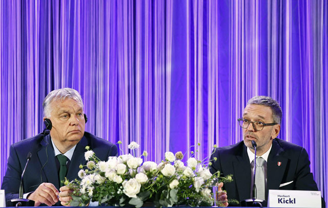 Hungary's Prime Minister Viktor Orban (left) attends a meeting with Chairman of the right-wing Freedom Party Austria Herbert Kickl for a joint statement, in Wien, on Saturday (AFP photo)