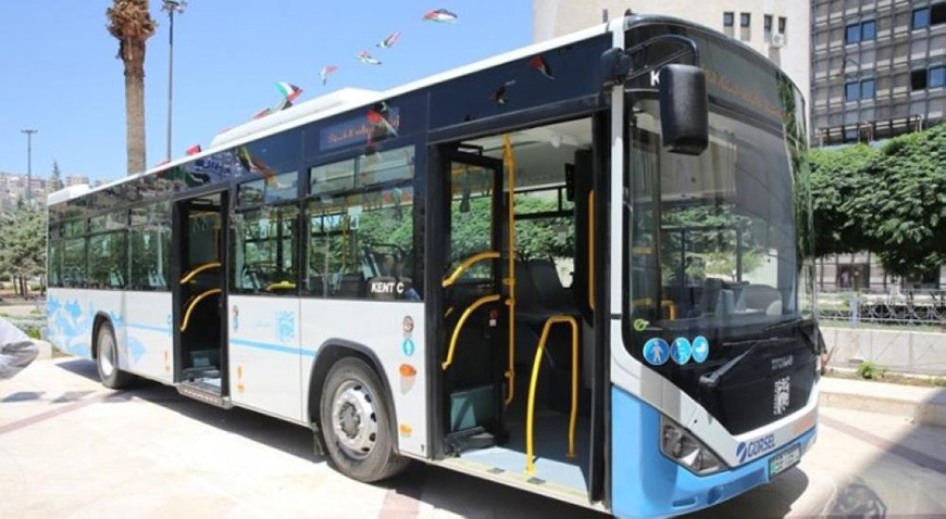   Amman Bus' free bus pass service for Jordanians aged 60 years and over and citizens with physical disabilities aims to encourage them to use public transportation  (Al Rai photo)
