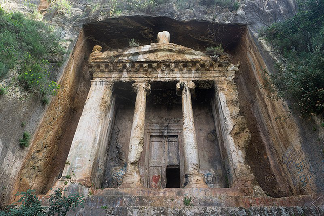  Tomb of Amyntas, a rock-cut tomb in Asia Minor (Photo by Alexey Komarov)