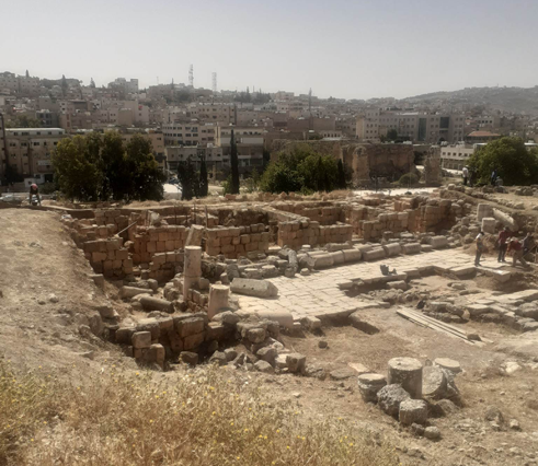   The French team is working on Thursday in Eastern Gerasa on a building that might be a house of a rich merchant  (Photo by Saeb Rawashdeh)