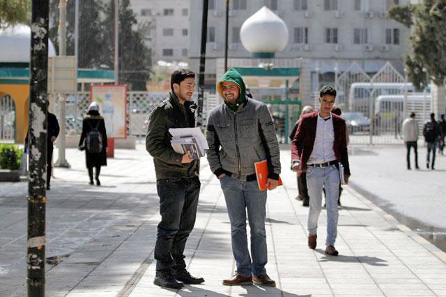 Students can be seen at the University of Jordan in this undated photo. A recent Gallup poll showed that 29 per cent of the ‘highly educated population’ in Jordan want to migrate out of the country (JT file photo)