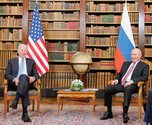 US President Joe Biden (left) meets with Russian President Valdimir Putin at the 'Villa la Grange' in Geneva on Wednesday (AFP photo)