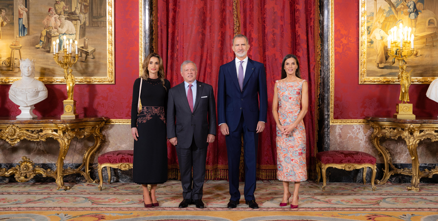 Their Majesties King Abdullah and Queen Rania Al Abdullah with King Felipe VI and Queen Letizia of Spain at the Royal Palace of Madrid on Monday (Photo courtesy of Royal Court)