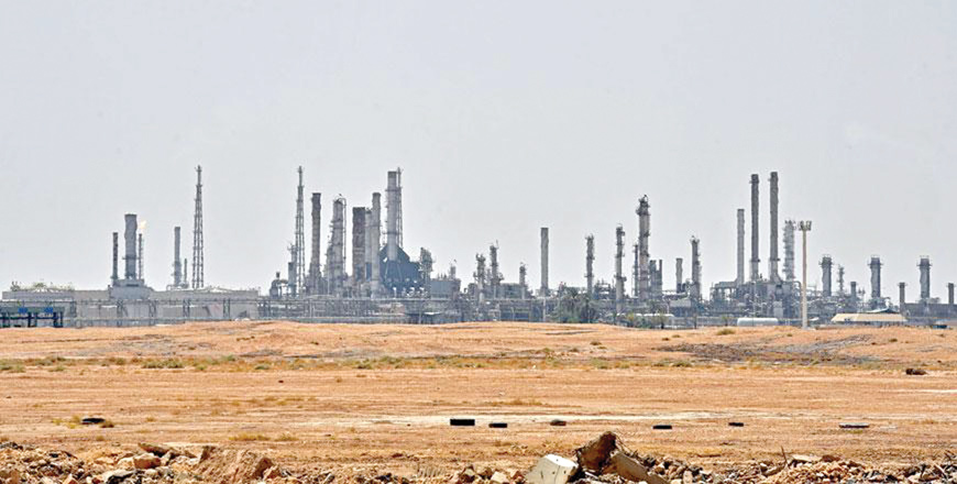 This file photo taken on September 15 shows an Aramco oil facility near Al Khurj area, just south of the Saudi capital Riyadh (AFP photo)