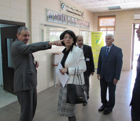 Public Sector Development Minister Yasera Ghosheh visits the Department of Lands and Survey in Amman on Monday (Photo courtesy of Ministry of Public Sector Development)