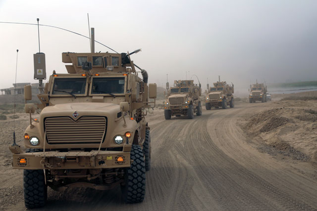 In this Saturday picture, Iraqi security forces deploy after the defeat of the Daesh terror group in Qayyarah, 70 kilometres south of Mosul, Iraq (AP photo)