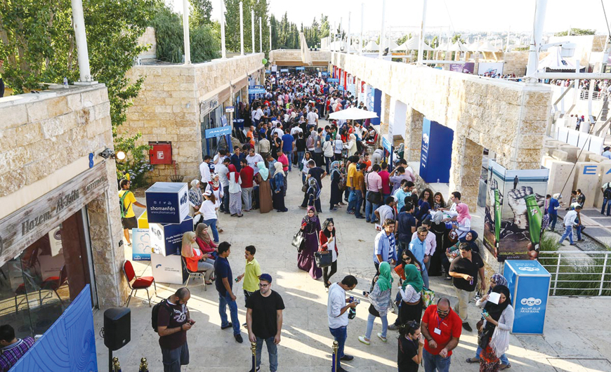 Participants attend Fikristan’s activities at King Hussein Park in Amman on Sunday (Petra photo)