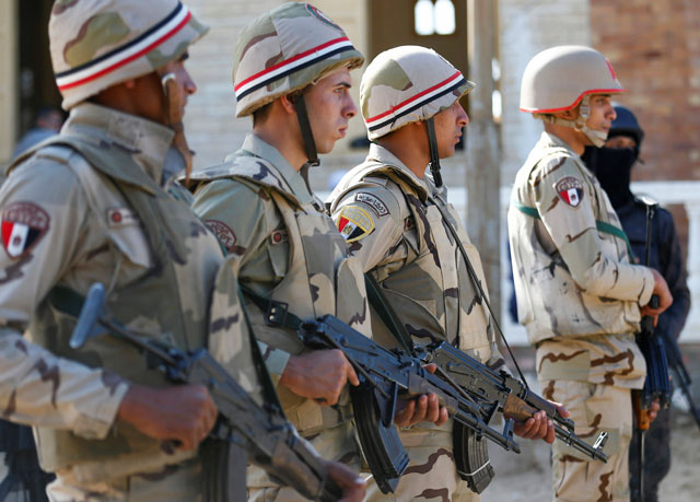 Military forces are seen in North Sinai, Egypt, on December 1, 2017 (Reuters photo)