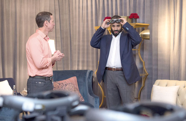 Crown Prince of Saudi Arabia Mohammed Bin Salman Al Saud (right) meets executives of Magic Leap in Los Angeles, California, US, on Tuesday. The prince’s reform drive will see hundreds of film theatres operate in the kingdom, to be built by a US company (Anadolu Agency photo)