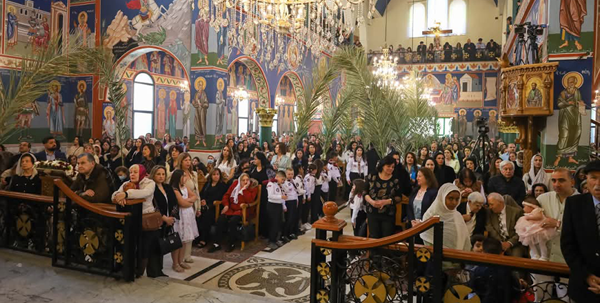 Jordanian Christians across the Kingdom mark Palm Sunday with services and processions to commemorate Jesus Christ's entry into Jerusalem (Petra photo)