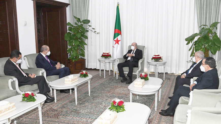 Deputy Prime Minister and Foreign Minister Ayman Safadi conveys a verbal message from His Majesty King Abdullah to Algerian President Abdelmadjid Tebboune on Sunday (Photo courtesy of Foreign Ministry)