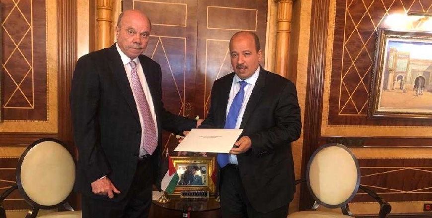 Senate President Faisal Fayez delivers a written letter from His Majesty King Abdullah to Moroccan King Mohammed VI, received by Morocco’s President of the House of Councillors Naam Miyara on Monday  (Petra photo)