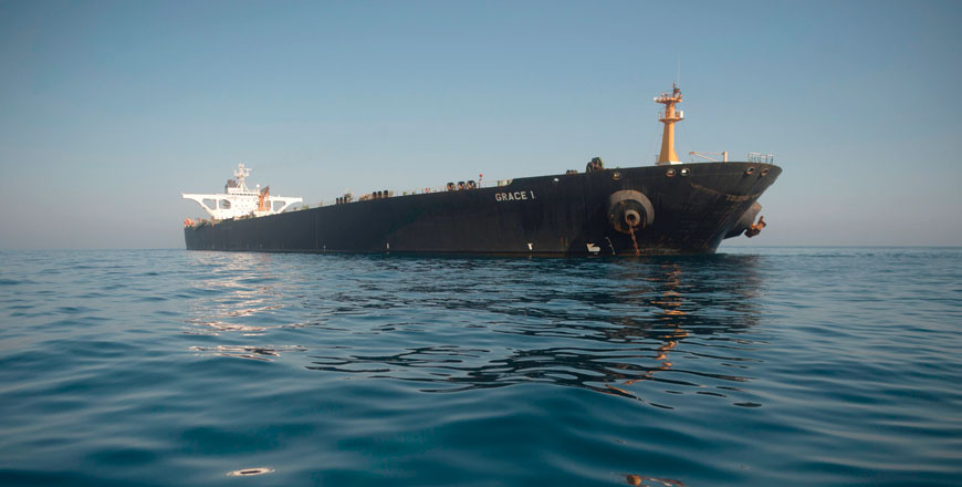This photo shows Iranian supertanker Grace 1 off the coast of Gibraltar on Thursday (AFP photo) 