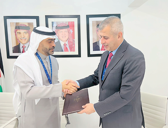 Minister of Energy and Mineral Resources Saleh Kharabsheh and CEO of Masdar Mohamed Al Ramahi  (Petra photo)