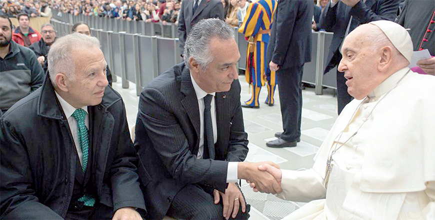 Minister of Tourism and Antiquities Makaram Qaisi attends the weekly meeting held by Pope Francis in the Paul VI Hall on Thursday (Petra photo) 