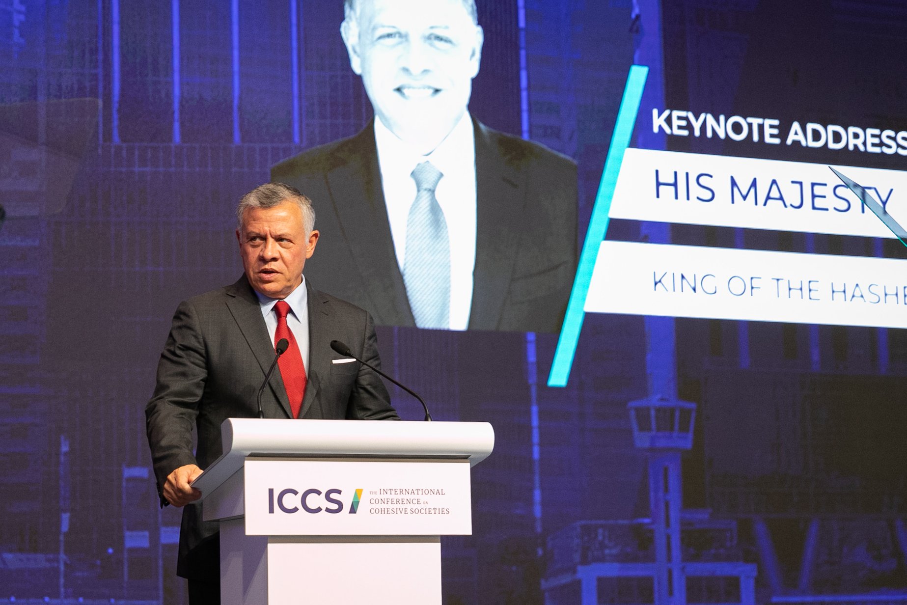His Majesty King Abdullah addresses the inaugural International Conference on Cohesive Societies in Singapore (Photo courtesy of Royal Court)