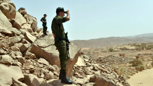 Algerian security forces patrol the Tamanrasset Desert, some 2,000 kilometres south of the capital Algiers, on July 2, 2018 (AFP photo)