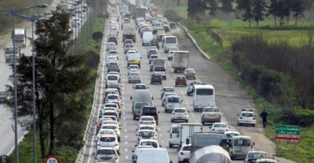 More than 3,000 people were killed in road crashes in Algeria in 2019 (AFP photo)
