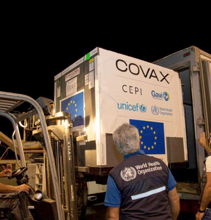 In collaboration with the Jordanian Ministry of Health and the COVAX global initiative, Jordan has received a further shipment of 146,000 doses of COVID-19 vaccine AstraZeneca – making this the third batch to be received by Jordan (JT photo)