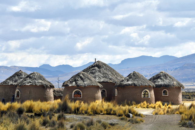 General view of the Uru Murato Indigenous community near a desert at the site of former Lake Poopo in the village of Punaca Tinta Maria, province of Oruro, Bolivia, taken, on October 15 (AFP photo)