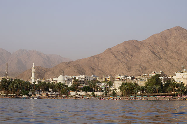 A view of the coastal city of Aqaba (Photo by Rajive Cherian)