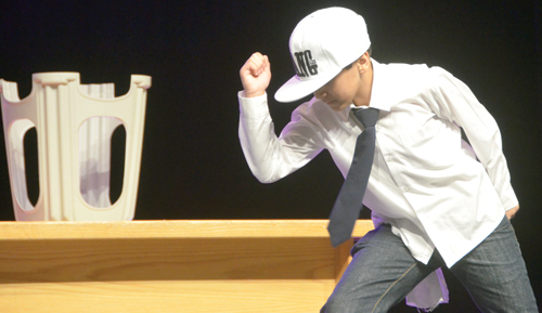 Ahmad Sadoun dances to Korean music at this year’s K-POP World Festival in Jordan on Saturday at Al Hussein Cultural Centre (Photo by Muath Freij)