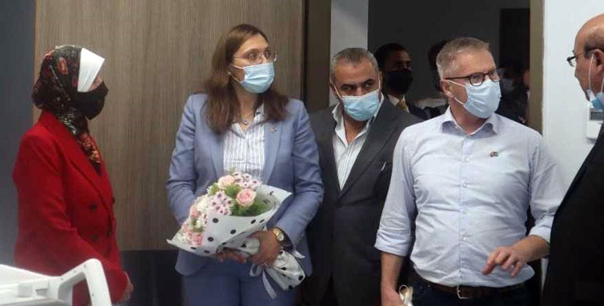 Danish Minister for Development Cooperation Flemming Møller Mortensen visits Al Bashir Hospital on Wednesday (Petra photo)