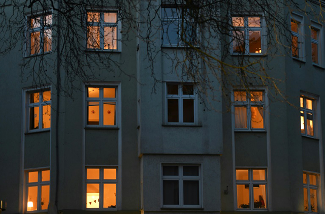 Experts warn  about the rise of domestic violence during coronavirus lockdowns in Europe (AFP photo)
