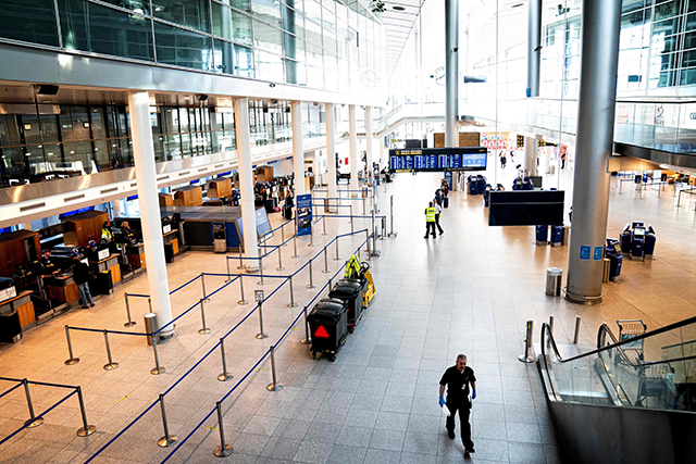 A view of the empty terminal 3 at Copenhagen airport Kastrup on Tuesday, where activities are limited due to the novel coronavirus (AFP photo)
