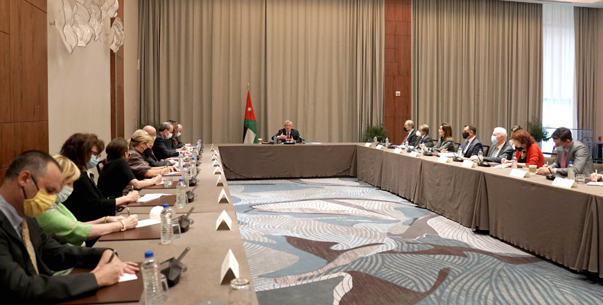 His Majesty King Abdullah speaks during a meeting with representatives of international and US Jewish organisations in New York on Tuesday (Photo courtesy of Royal Court)