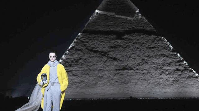 French fashion house Dior presented its 2023 fall men's collection in the shadow of Egypt's ancient Giza pyramids, on Saturday (AFP photo)