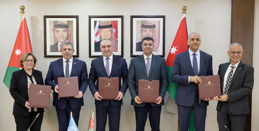 Ministers and FAO officials pose for a photo during the signing ceremony of an agreement between Jordan and FAO to improve water use efficiency in the agriculture sector on Thursday (Petra photo)