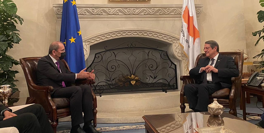 Cyprus President Nicos Anastasiades meets with Deputy Prime Minister and Foreign Minister Ayman Safadi on Thursday (Photo courtesy of Foreign Ministry)