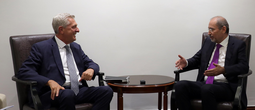 Deputy Prime Minister and Foreign Minister Ayman Safadi meets with United Nations High Commissioner for Refugees Filippo Grandi in Amman on Tuesday (Petra photo)