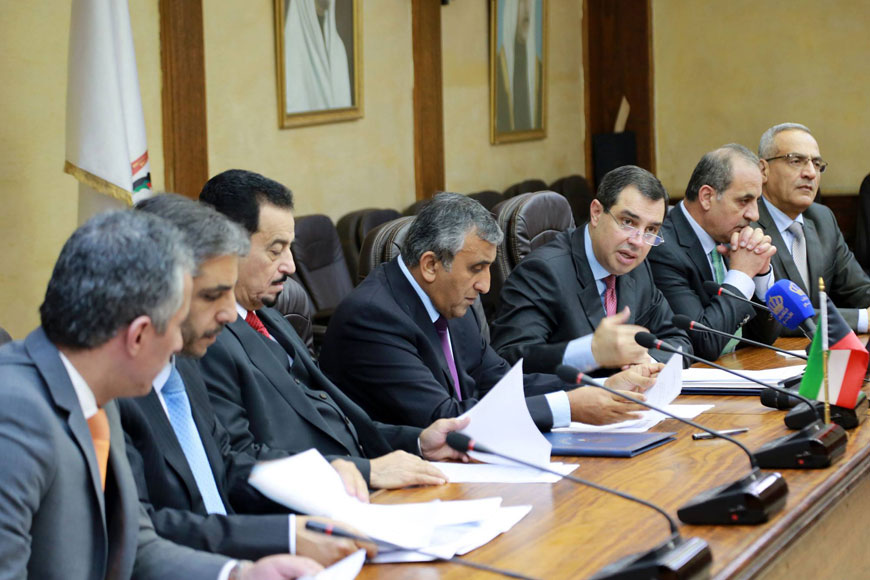 Minister of Planning and International Cooperation Imad Fakhoury speaks during the signing ceremony of the $20 million grant by the Kuwait Fund for Arab Economic Development to help Jordan cope with the Syrian crisis  (Photo courtesy of Planning and International Cooperation  Ministry)