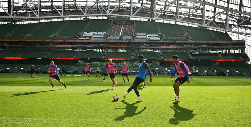 Atalanta’s players take part in a training session at the Dublin Arena Stadium, in Dublin, on Tuesday (AFP photo)