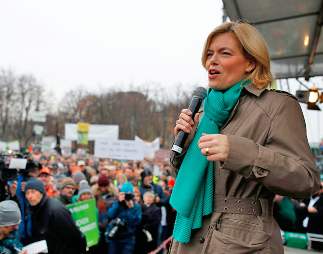   German Minister for Food and Agriculture Julia Kloeckner speaks on the stage near the Brandenburg Gate after a protest against the German government’s agricultural policy including plans to phase out glyphosate pesticides and to implement more animal protection on Tuesday in Berlin (AFP photo)