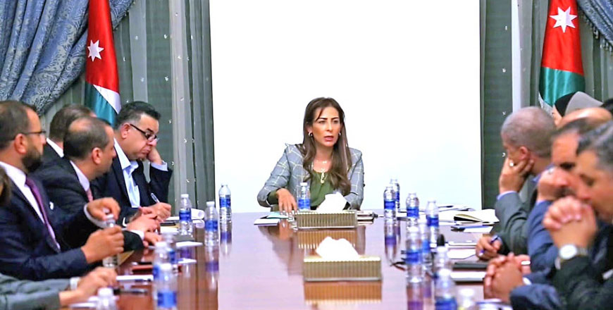 Minister of State for Media Affairs Jumana Ghunaimat meets with media spokespeople at ministries and public institutions on Monday (Petra photo)