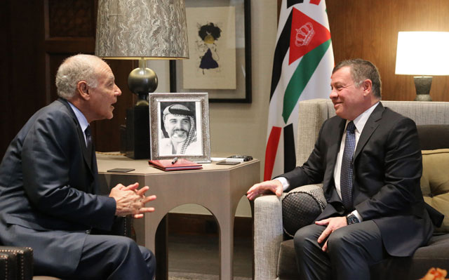 His Majesty King Abdullah holds talks with Arab League Secretary General Ahmed Aboul Gheit in Amman on Wednesday (Photo courtesy of Royal Court)