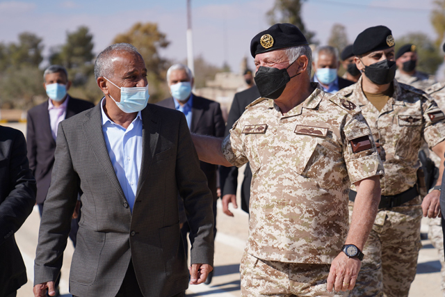 His Majesty King Abdullah, the Supreme Commander of the Jordan Armed Forces-Arab Army,  visits the 40th King Hussein Bin Talal Royal Armoured Brigade on Tuesday (Photo courtesy of Royal Court)