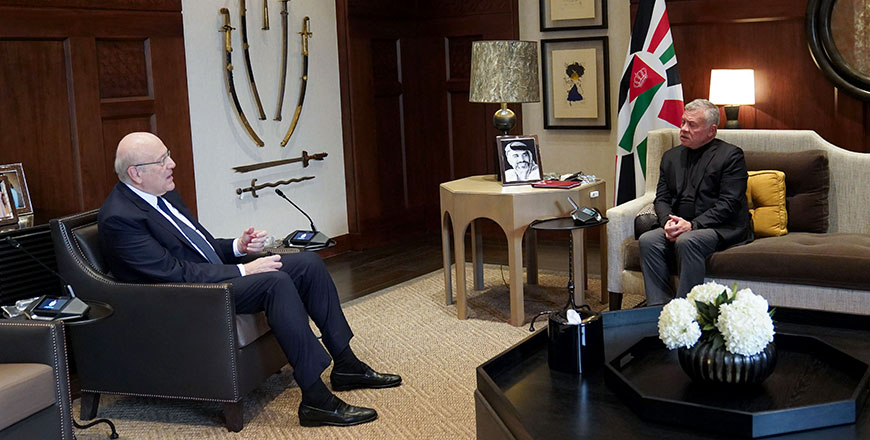 His Majesty King Abdullah meets with Lebanese Prime Minister Najib Mikati at Al Husseiniya Palace on Sunday (Photo courtesy of Royal Court)