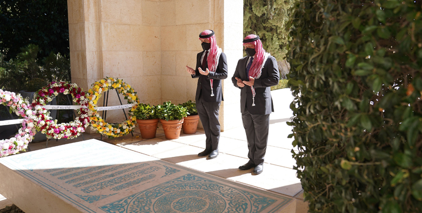 His Majesty King Abdullah, accompanied by HRH Crown Prince Hussein, visits the tomb of His Majesty the late King Hussein on Monday (Photo courtesy of Royal Court)