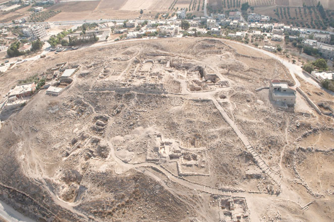 Hisban summit (Photo courtesy of David Kennedy, APAAME)