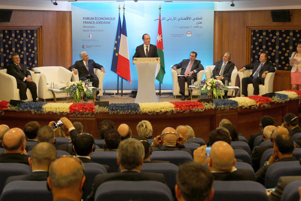 French President François Hollande speaks at the French-Jordanian Economic Forum held at the Amman Chamber of Commerce on Tuesday (Photo courtesy of Ministry of Planning and International Cooperation)