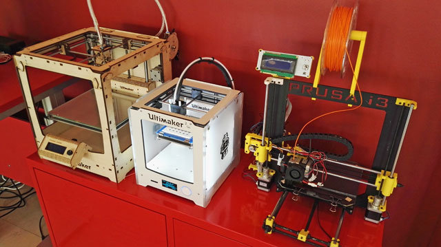3D printers on display at the Jordan Museum as part of the Amman Design Week’s MakerSpace on Wednesday (Photo by Bahaa Al Deen Al Nawas)