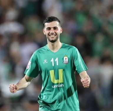 The winning goal scorer Mohannad Semreen celebrating his victory  (Photo of Jordanian Pro League)