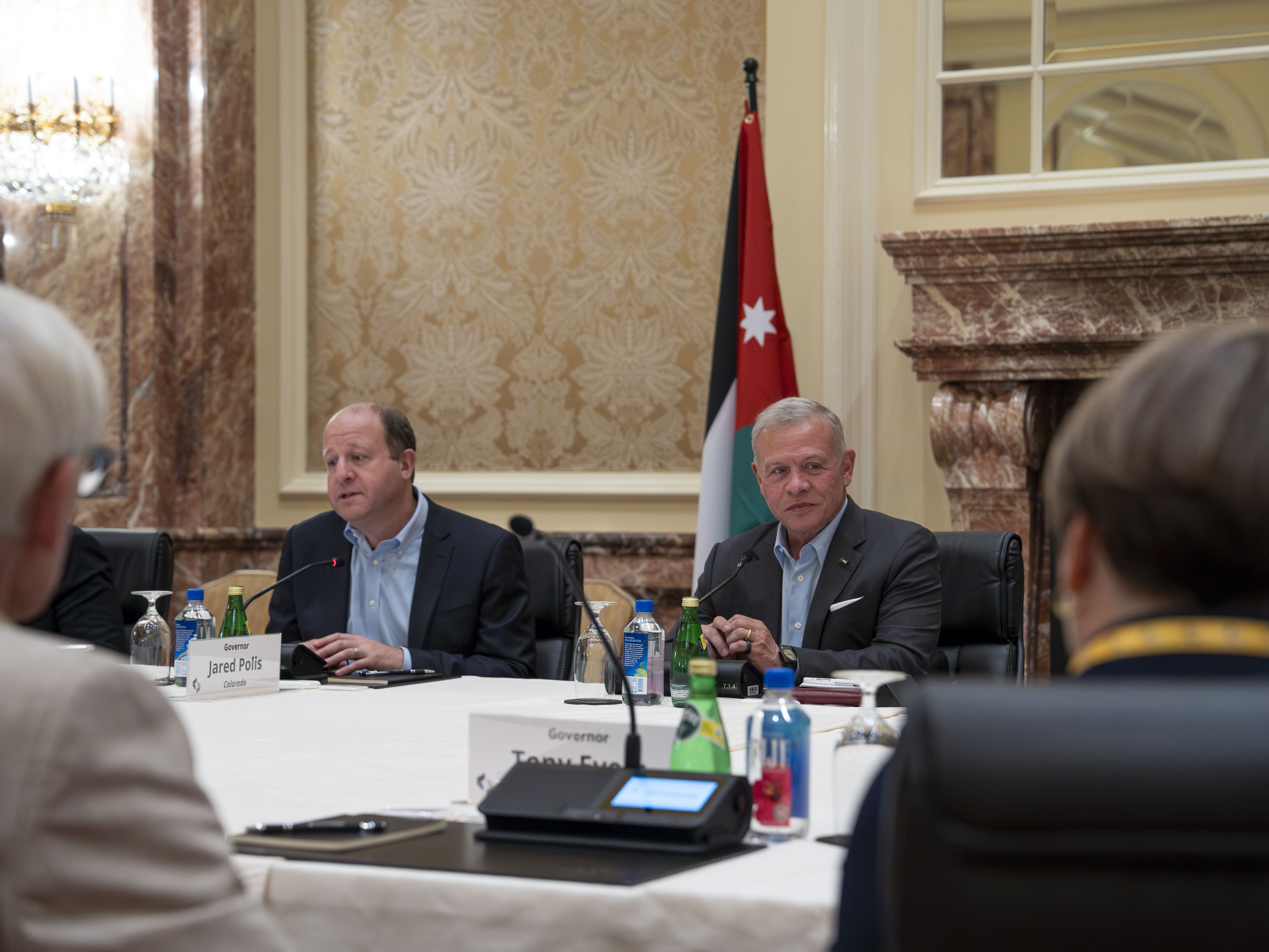 His Majesty King Abdullah meets with a group of governors from the Republican and Democratic parties in Salt Lake City, to discuss the latest regional developments, especially the war on Gaza, as well as ways to boost Jordan’s economic cooperation with their states (Photo courtesy of Royal Court)