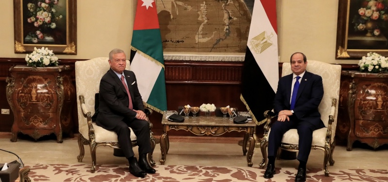 His Majesty King Abdullah and Egypt President Abdel Fattah Al Sisi hold a meeting in Cairo on Wednesday and reiterate the call for an immediate end to the Israeli war on Gaza (Photo courtesy of Royal Court)
